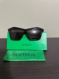 Bottega Veneta Sunglasses BV1093S