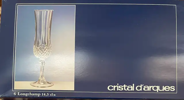 12  CRISTAL D’ARQUES LONGCHAMP CHAMPAGNE FLUTES in Kitchen & Dining Wares in Calgary - Image 2