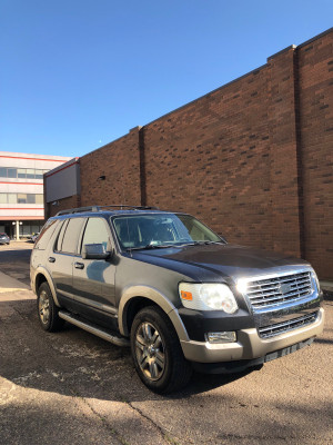 2010 Ford Explorer Eddie Bauer 