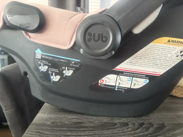 uppababy car seat PINK in Strollers, Carriers & Car Seats in Ottawa - Image 5