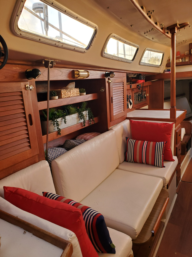 1986 MK1 Catalina 36 Sailboat For SALE in Sailboats in City of Toronto - Image 6