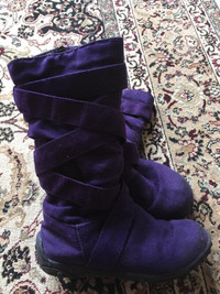 Natural  Material  Girls Purple Winter Boot  ( Size 12 )