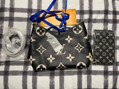 Louis Vuitton Replica Purse Bundle, View more