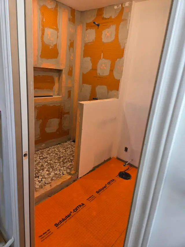 Experienced Tile Installer605486210929152008