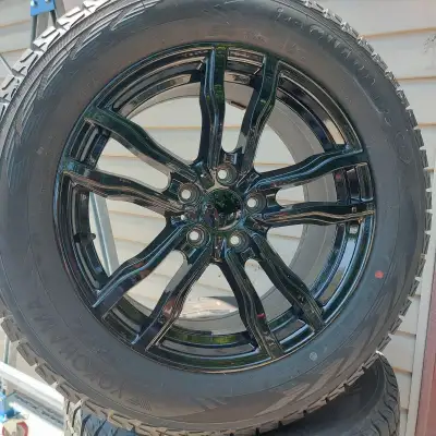 ike new set of 4 Yokohama 255/55R18 109T extra Load rated Ice Guard GO75 on BMW style spoked gloss b...