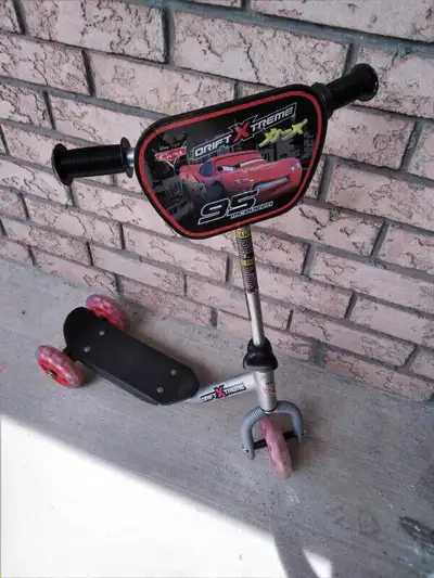 3-Wheel Scooters (7 to choose from), View more