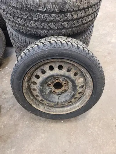 Brand new Winter Tire- 215/50/17