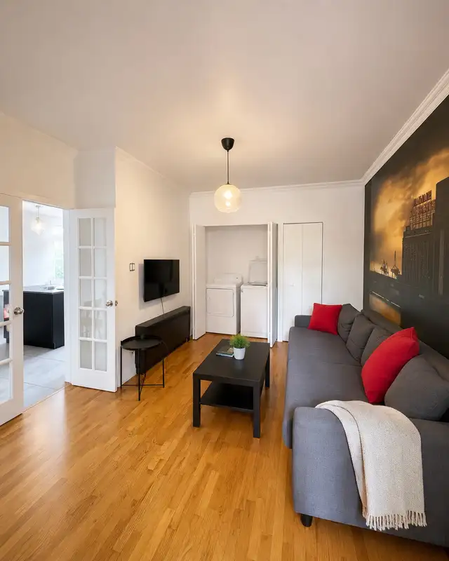 Chambre meublée en coloc — Hochelaga-Maisonneuve — 822 $/mois in Room Rentals & Roommates in City of Montréal - Image 5
