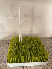 Boon grass with boon twig drying rack