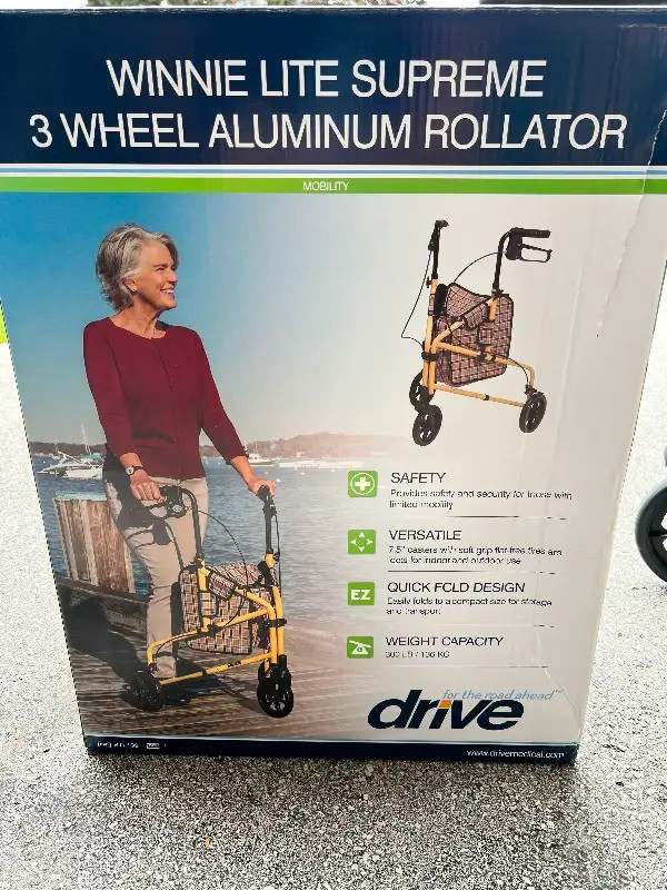 DRIVE MEDICAL - 3 Wheel Aluminum Walker in Health & Special Needs in St. Catharines