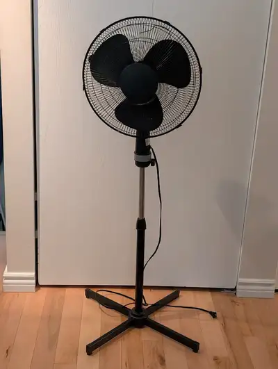 40-48in tall pedestal fan with 16in cage, View more
