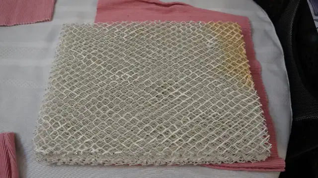 HONEYWELL HUMIDIFIER PAD in Heaters, Humidifiers & Dehumidifiers in Norfolk County - Image 2