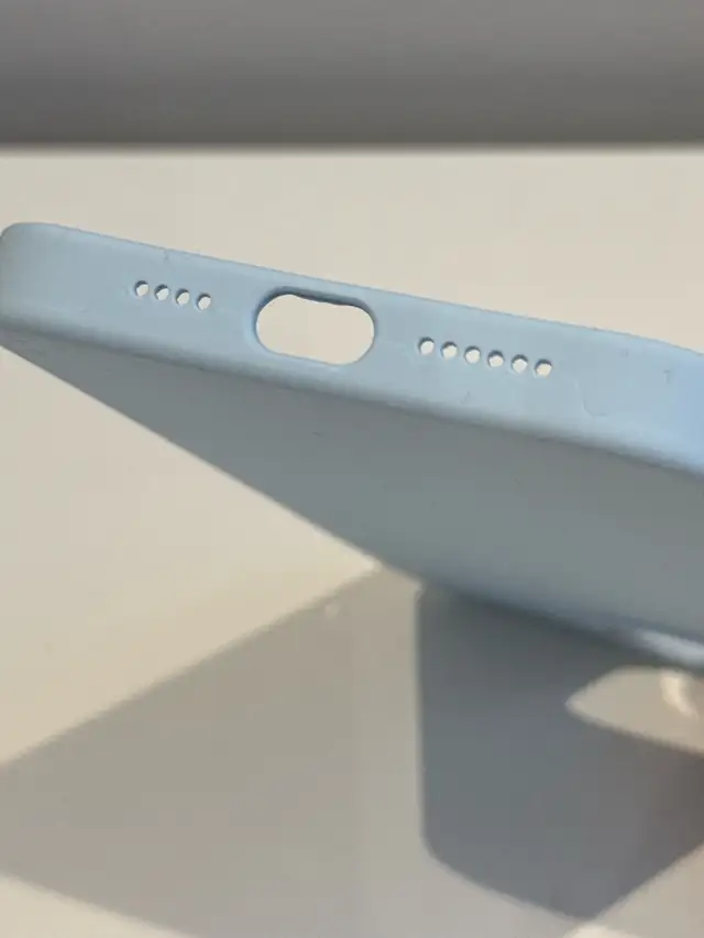iPhone 16 pro max case powder blue in Cell Phone Accessories in Oakville / Halton Region - Image 8