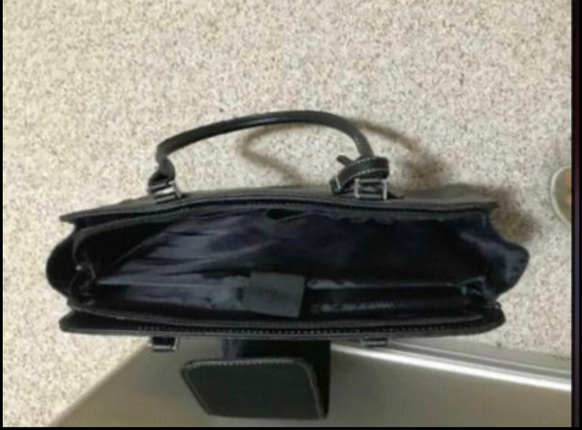 Leather Ladies laptop hand bag $25 in Women's - Bags & Wallets in Cambridge