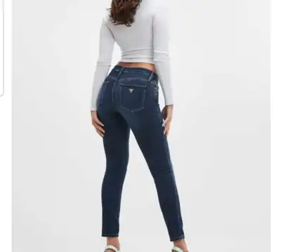 BRAND NEW! GUESS Jeans Ladies Curve X Skinny Mid Rise Size 26, View more