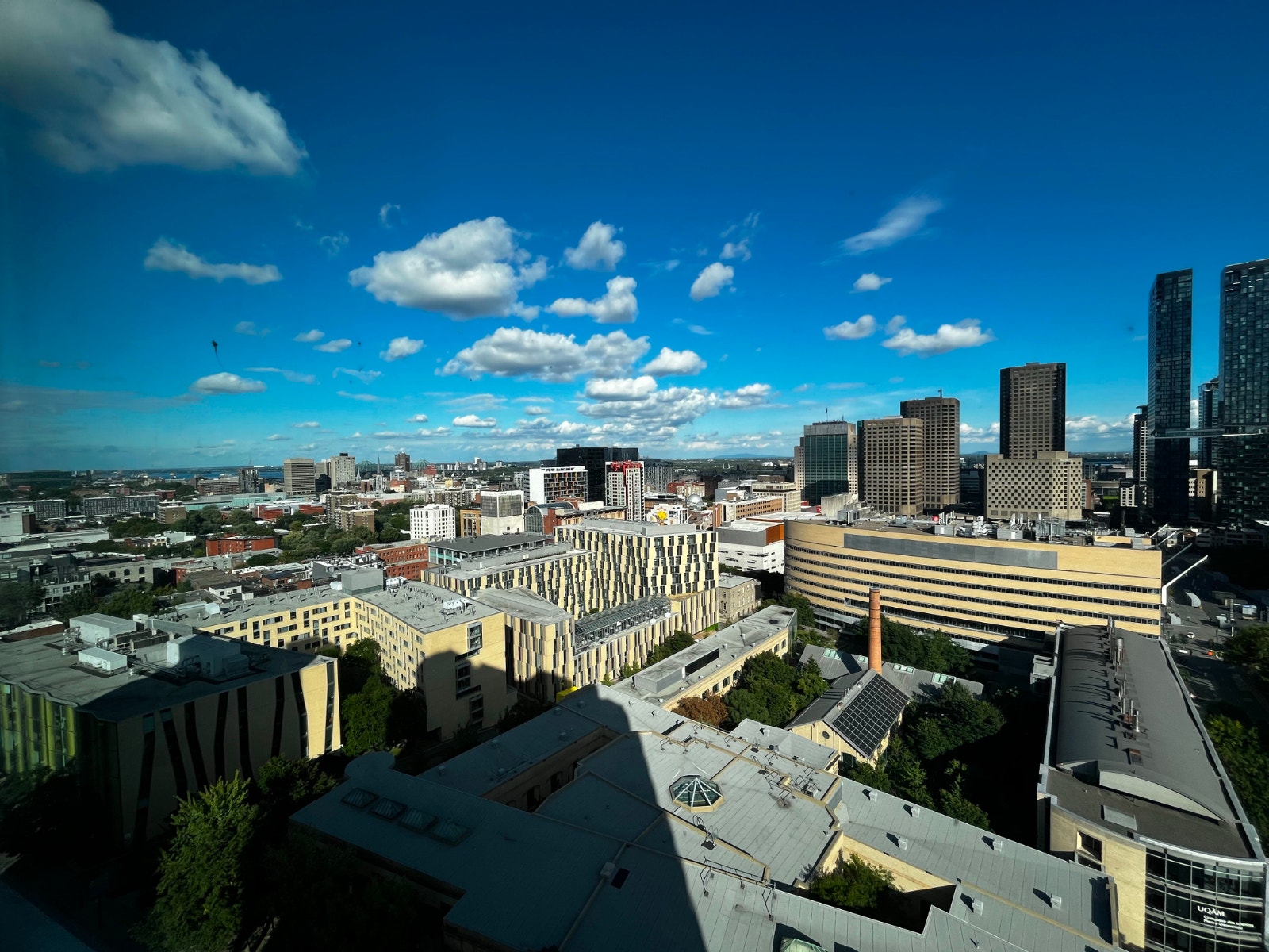 Magnifique studio au centre-ville – Transfer de bail — photo 2