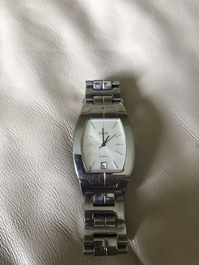 Montre Guess pour homme  dans Bijoux et montres  à Longueuil/Rive Sud