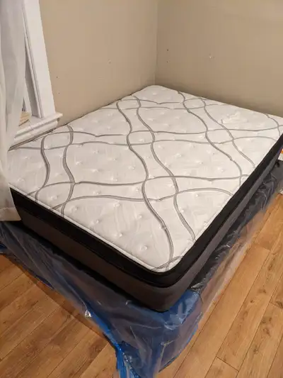 Sealy Posturepedic Titanium Ti-3 PRO  Full Mattress & Box spring, View more