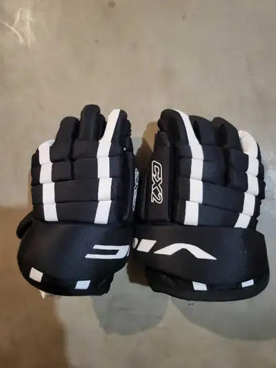 Vic CX2 hockey gloves youth 8, View more