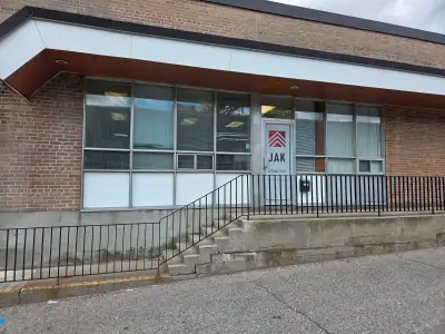 Office and warehouse space for rent. Price is a dead dead cost and includes all taxes and fees. Appr...
