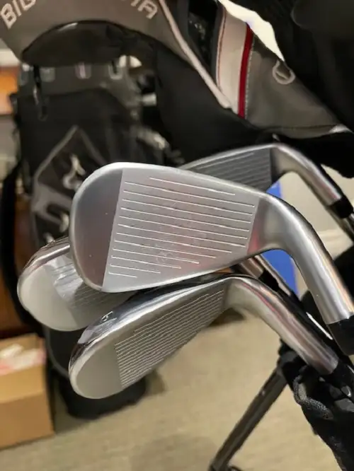 Left Handed Cobra AIR-X Irons 5-GW  (LH) in Golf in Gatineau - Image 5