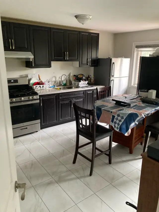 ROOMS 4 RENT in Room Rentals & Roommates in City of Toronto - Image 9