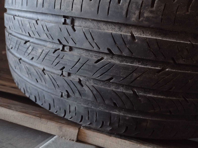 2 pneus d'été 215/55r16 continental en bon état  dans Pneus et jantes  à Victoriaville - Image 2
