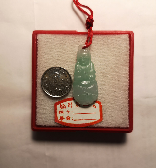 A Genuine Jadeite Pendant in Arts & Collectibles in Delta/Surrey/Langley - Image 2
