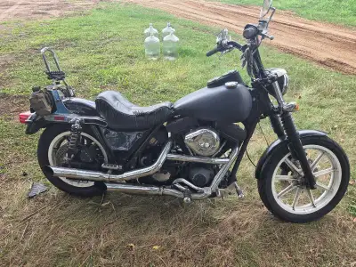 Changing up my riding direction so selling my 1985 FXRS. Just passed Ontario safety a couple weeks b...