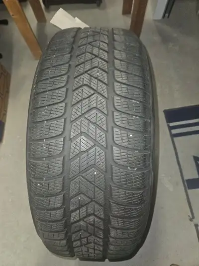 19" BMW OEM 400M Wheels w/ Pirelli Winter Tires – Square Setup (Load 107) Description: Selling a set...