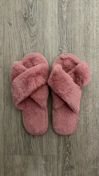 pink faux-fur cross-band slippers , View more