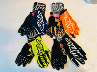 Brand new TLD SE gloves (4 colors)