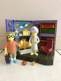 THE SIMPSONS BURNS MANOR ENVIRONMENT & FIGURES