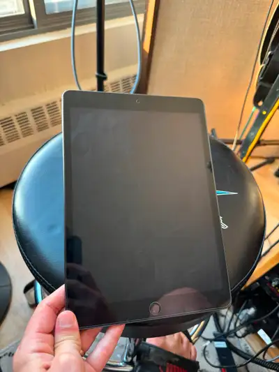 iPad 9th gen 64GB, View more