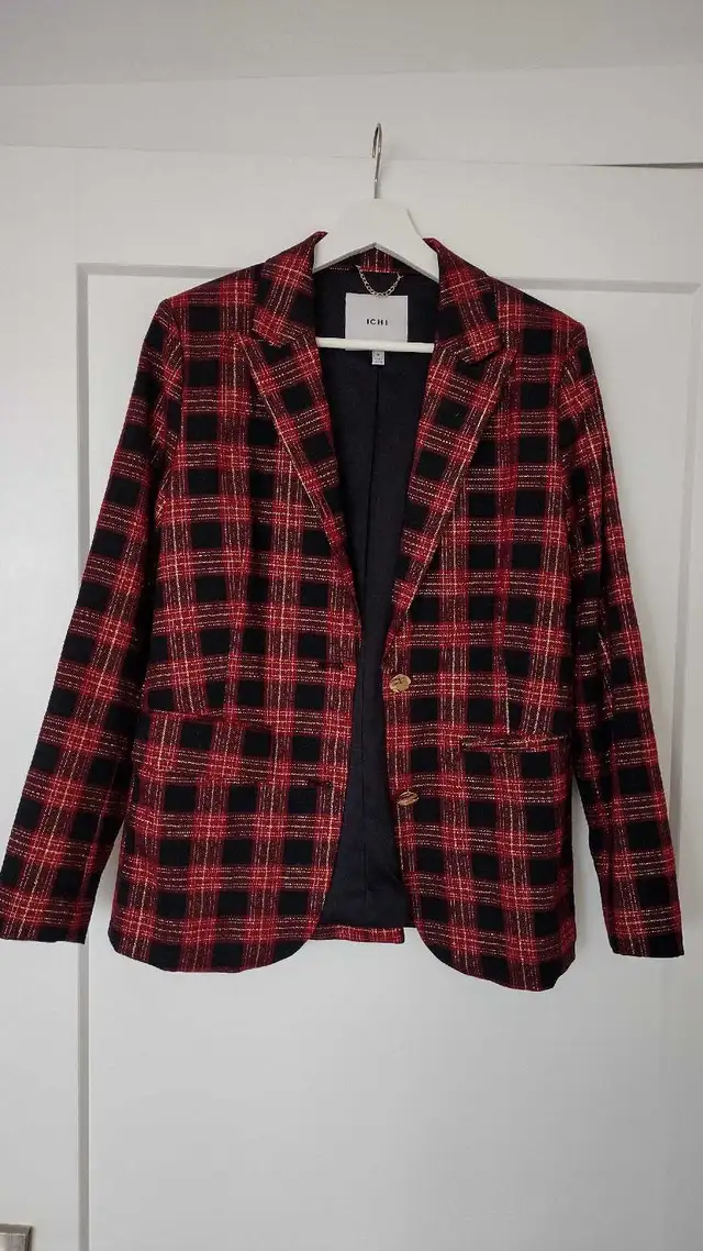 Dressy jacket in Women's - Tops & Outerwear in City of Halifax - Image 2