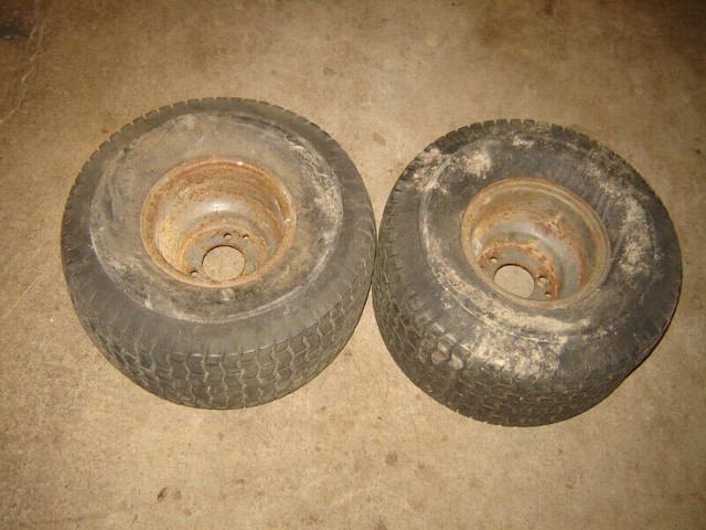 Rear lawn tractor tires, or Go-cart/rims/carlisle[20 x10-8] in Lawnmowers & Leaf Blowers in Hamilton - Image 2