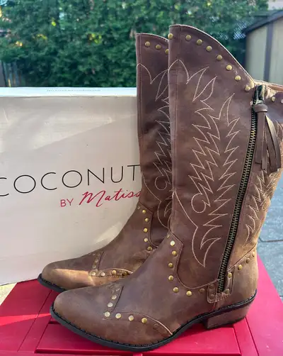 Coconut by Matisse Western Boots, View more