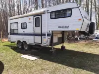 5TH WHEEL FOR SALE