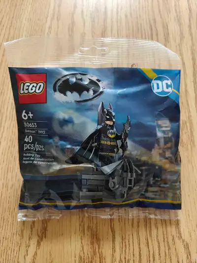 LEGO minifigures 1992 Batman Returns DC Super Heroes, View more