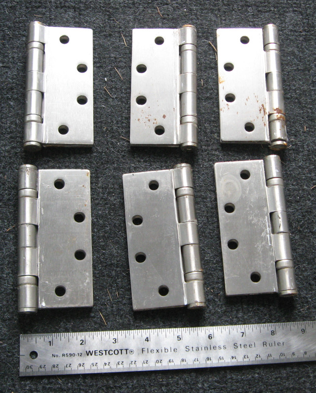 Lot of 6 Heavy Duty Door Hinges 4.5"x1.75"  USED dans Portes, fenêtres et moulures  à Ouest de l’Île