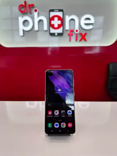 Offer on unlocked S21  (128 GB) with 1 yr warranty, View more