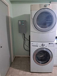 Landlord, no tax-free delivery. Pay box timer., Washer dryers.