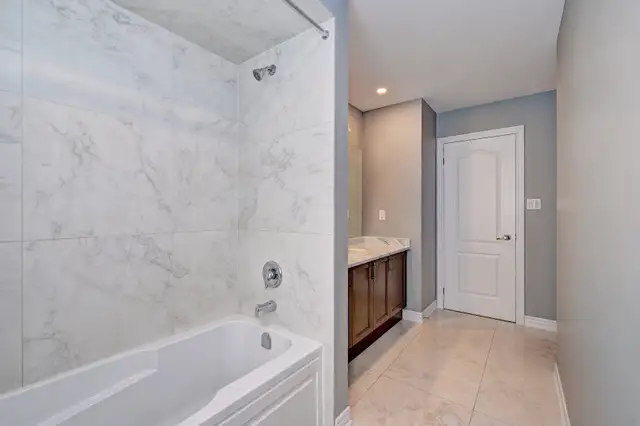 A spacious private rooms with an attached bathroom in Cambridge. in Room Rentals & Roommates in Cambridge - Image 9