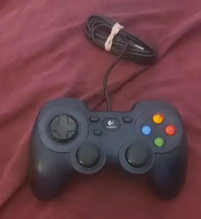 Logitech f310 controller for PC or MAC excelent condition UNTEST, View more