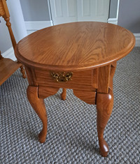T and J Furniture Solid Oak Country 23" Oval Accent End Table