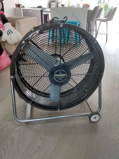Drum fan ,2 speed. 24"