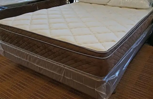 Matelas et Cadre de Lit Confort Premium – Livraison Gratuite & P in Bedding in City of Montréal - Image 2