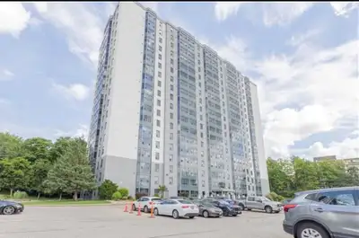 This bright and well-All-inclusive Stanley Park 1-bedroom condo. This well-maintained unit offers a...