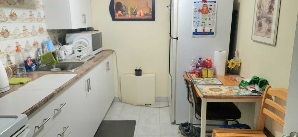 room for rent 3
