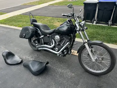 Excellent condition with many upgrades. 1584 c with stage one kit. Vance and hiines pipes and breath...